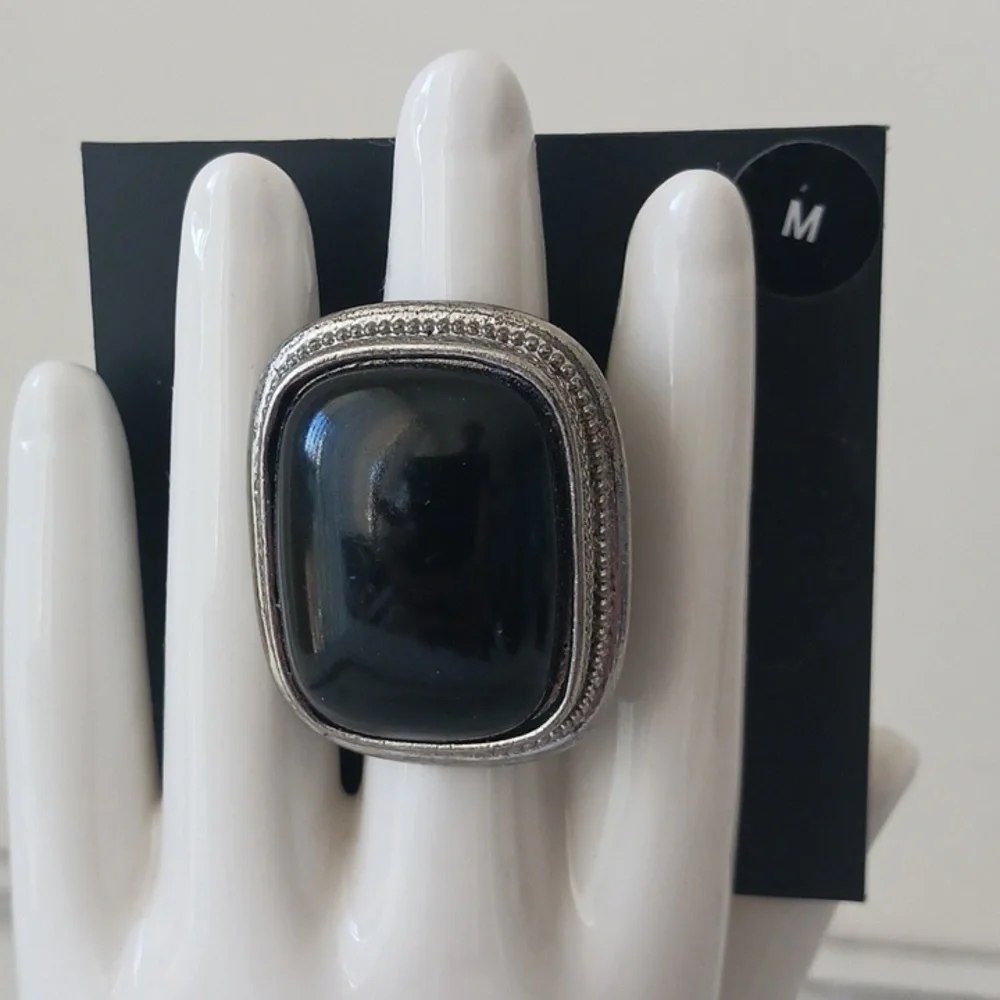 H&M Black Square Fx. Onyx and Dark Grey Statement Ring Sz. M - Picture 4 of 7